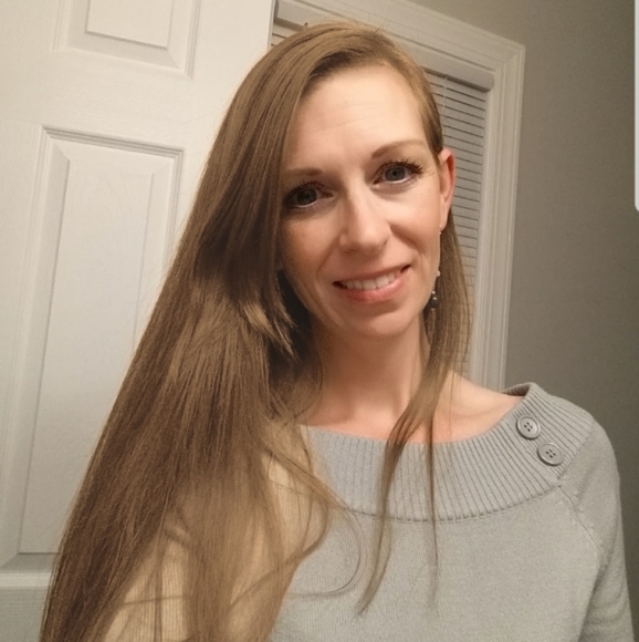 Meet your Posher, Kathy - Picture 3 of 3